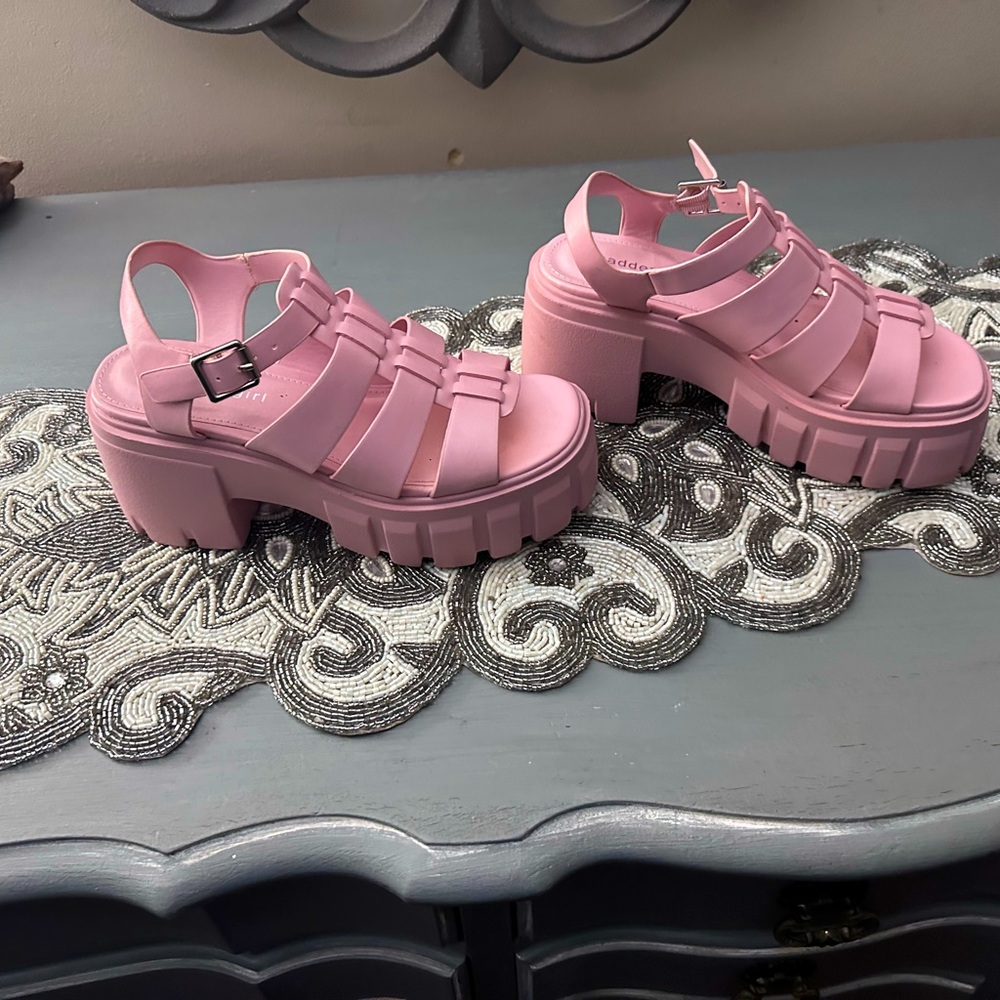 Madden girl pink platform strappy sandal